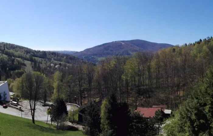 אתר נופש Solis Centrum Wellness I Rehabilitacja אוסטראון