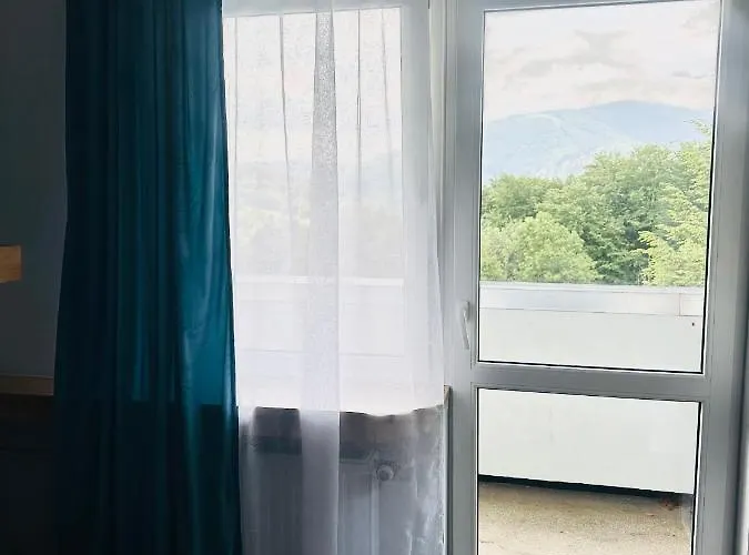 אתר נופש Solis Centrum Wellness I Rehabilitacja אוסטראון